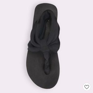 Black summer Fabrics sandals